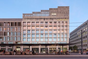 me and all hotel, Bahnhofplatz 7 Ulm, Sedelhöfe Ulm, Blick vom Bahnhofplatz